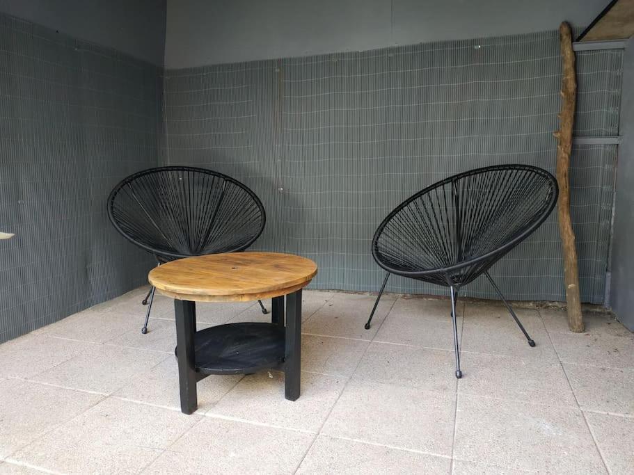 La Lillebonnaise Meuble Au Coeur De Lillebonne Villa Bagian luar foto
